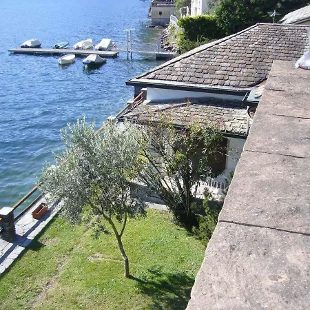 Bianca On The Lake - Parking سالا كوماسينا